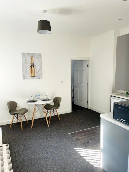 #10Bs 1 Bed Serviced Apartment Derby Exterior photo